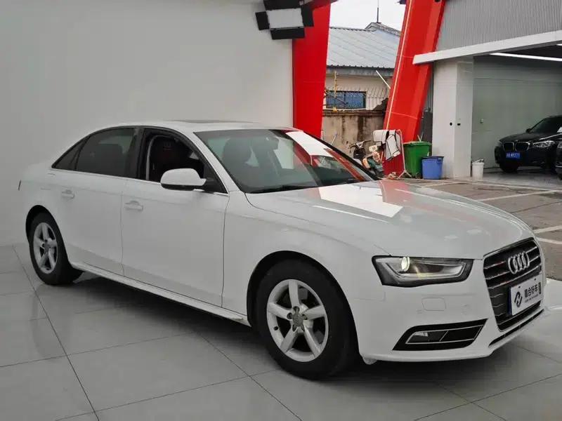 Audi A4L 2013 35 TFSI Automatic Standard Edition — миниатюра 3