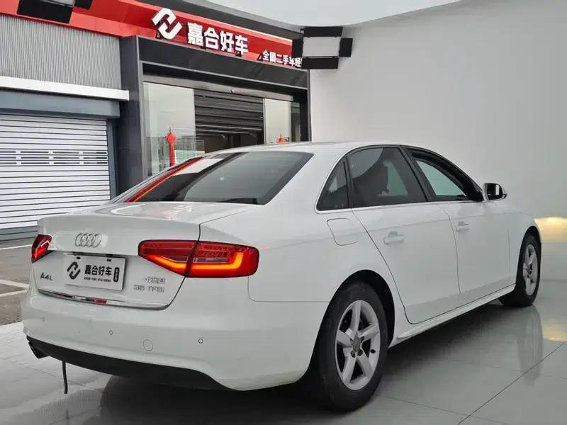 Audi A4L 2013 35 TFSI Automatic Standard Edition — миниатюра 7