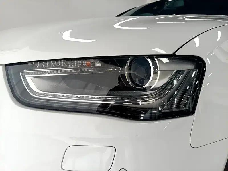 Audi A4L 2016 35 TFSI Classic Edition S line Comfort — миниатюра 12