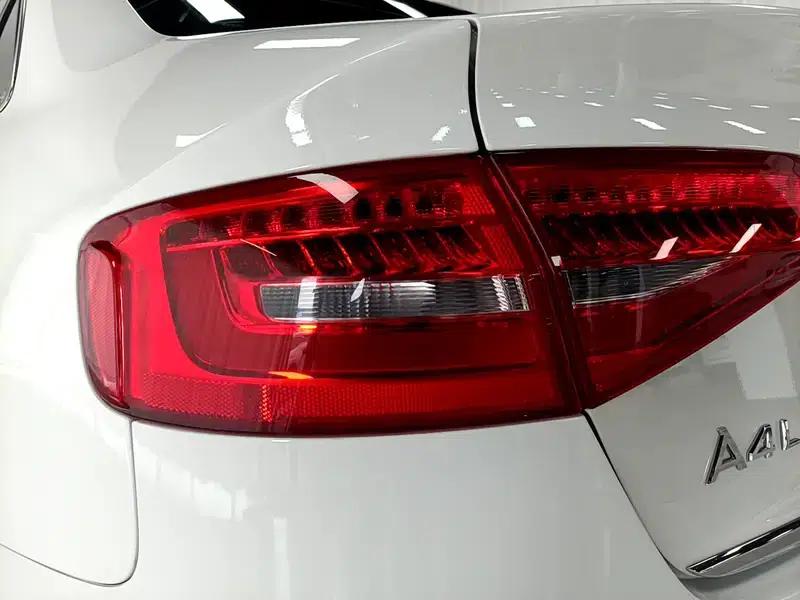 Audi A4L 2016 35 TFSI Classic Edition S line Comfort — миниатюра 13