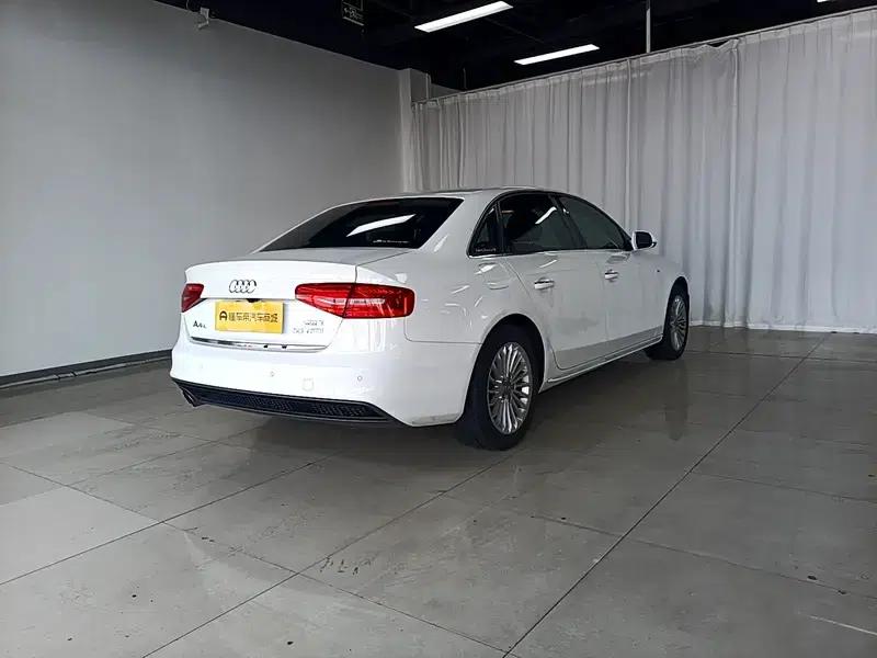 Audi A4L 2016 35 TFSI Classic Edition S line Comfort — миниатюра 7