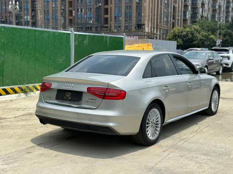Audi A4L 2016 35 TFSI Automatic Sport — миниатюра 6