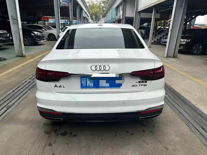 Audi A4L 2022 40 TFSI Fashion Dynamic Edition — миниатюра 5