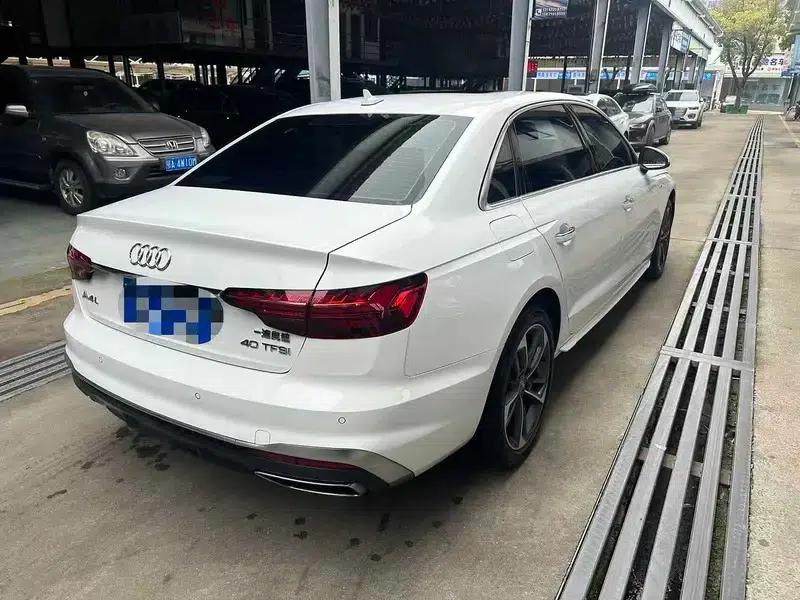 Audi A4L 2022 40 TFSI Fashion Dynamic Edition — миниатюра 6