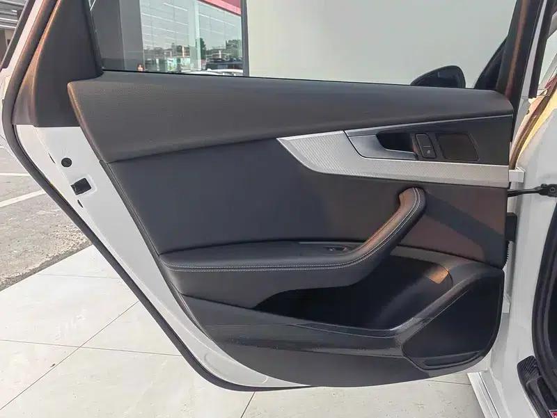 Audi A4L 2020 40 TFSI Fashion Elegance — миниатюра 10