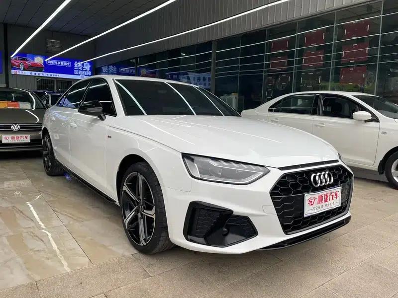 Audi A4L 2024 40 TFSI Luxury Dynamic — миниатюра 3