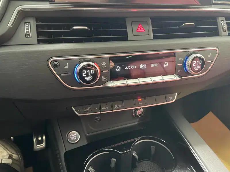 Audi A4L 2024 40 TFSI Luxury Dynamic — миниатюра 10