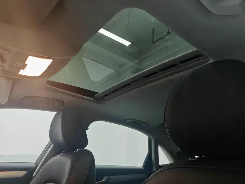 Audi A4L 2016 35 TFSI Automatic Standard Edition — миниатюра 19