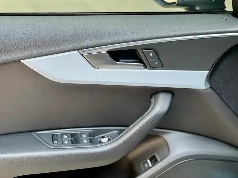 Audi A4L 2022 40 TFSI Fashion Dynamic Edition — миниатюра 22