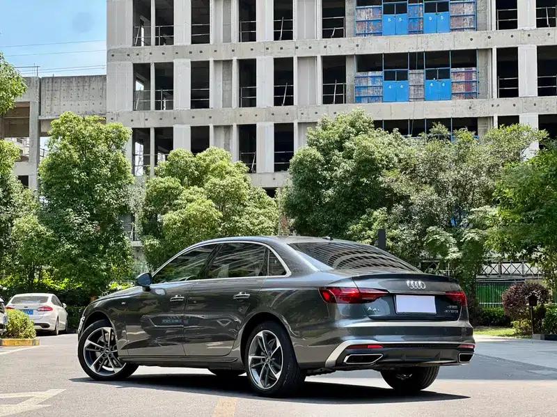 Audi A4L 2022 40 TFSI Fashion Dynamic Edition — миниатюра 4