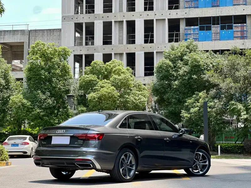 Audi A4L 2022 40 TFSI Fashion Dynamic Edition — миниатюра 5