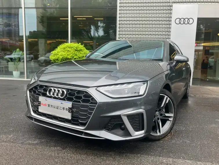 Audi A4L 2020 40 TFSI quattro Luxury Dynamic — миниатюра 1