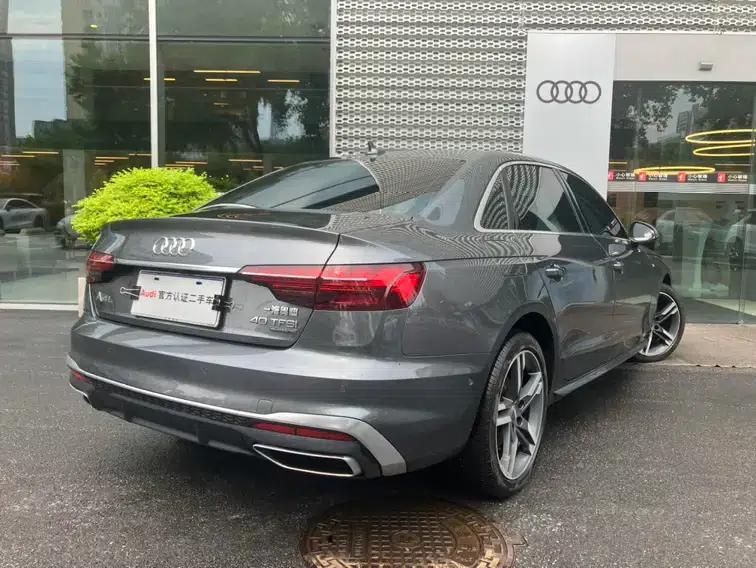 Audi A4L 2020 40 TFSI quattro Luxury Dynamic — миниатюра 4