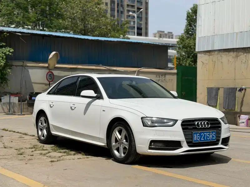 Audi A4L 2015 45 TFSI quattro Sport Edition — миниатюра 3