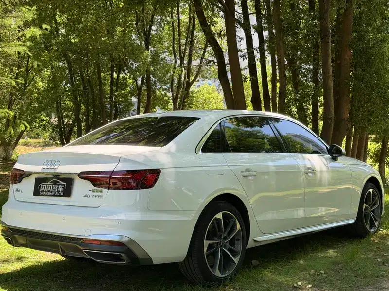 Audi A4L 2023 40 TFSI Fashion Dynamic Edition — миниатюра 6