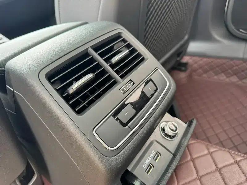 Audi A4L 2024 40 TFSI Luxury Dynamic — миниатюра 8
