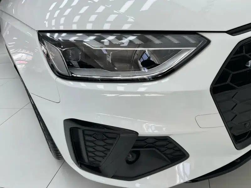 Audi A4L 2022 40 TFSI Fashion Dynamic Edition — миниатюра 9