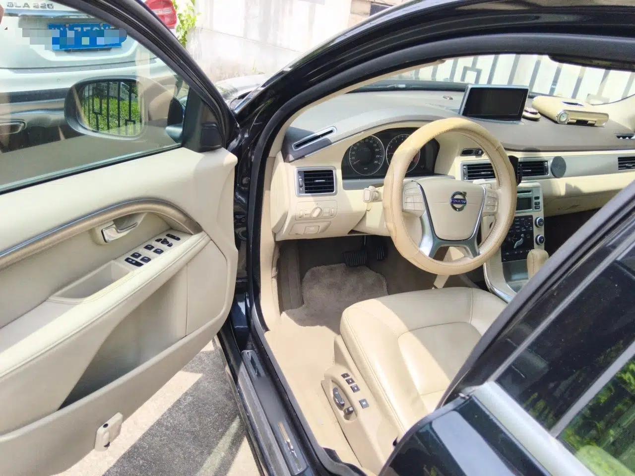 Volvo S80L 2011 2.0T ZhiShang Version — миниатюра 16
