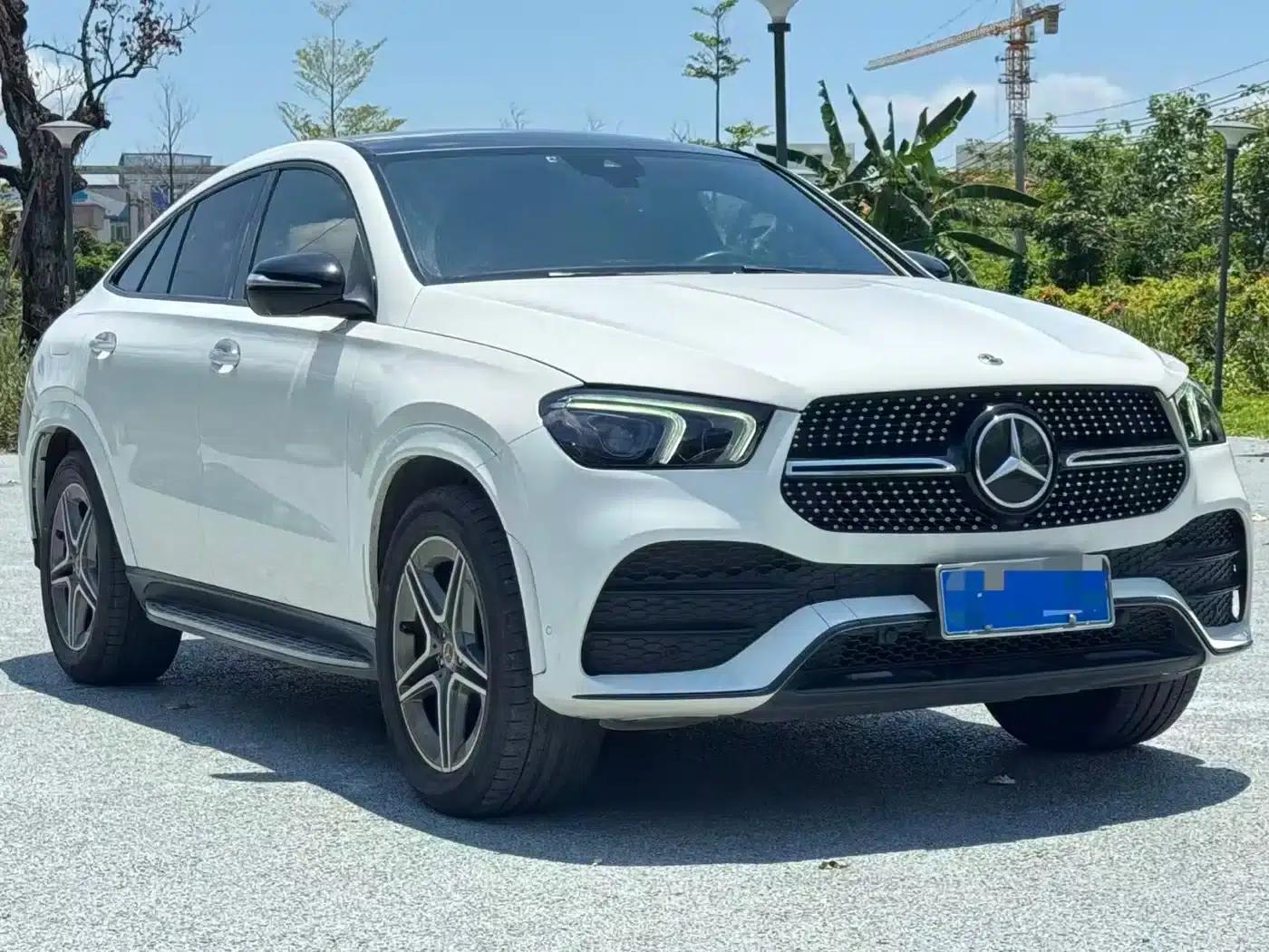 2020 Mercedes-Benz GLE Coupe, GLE 450 4MATIC Coupe SUV, Fashion Model — миниатюра 3