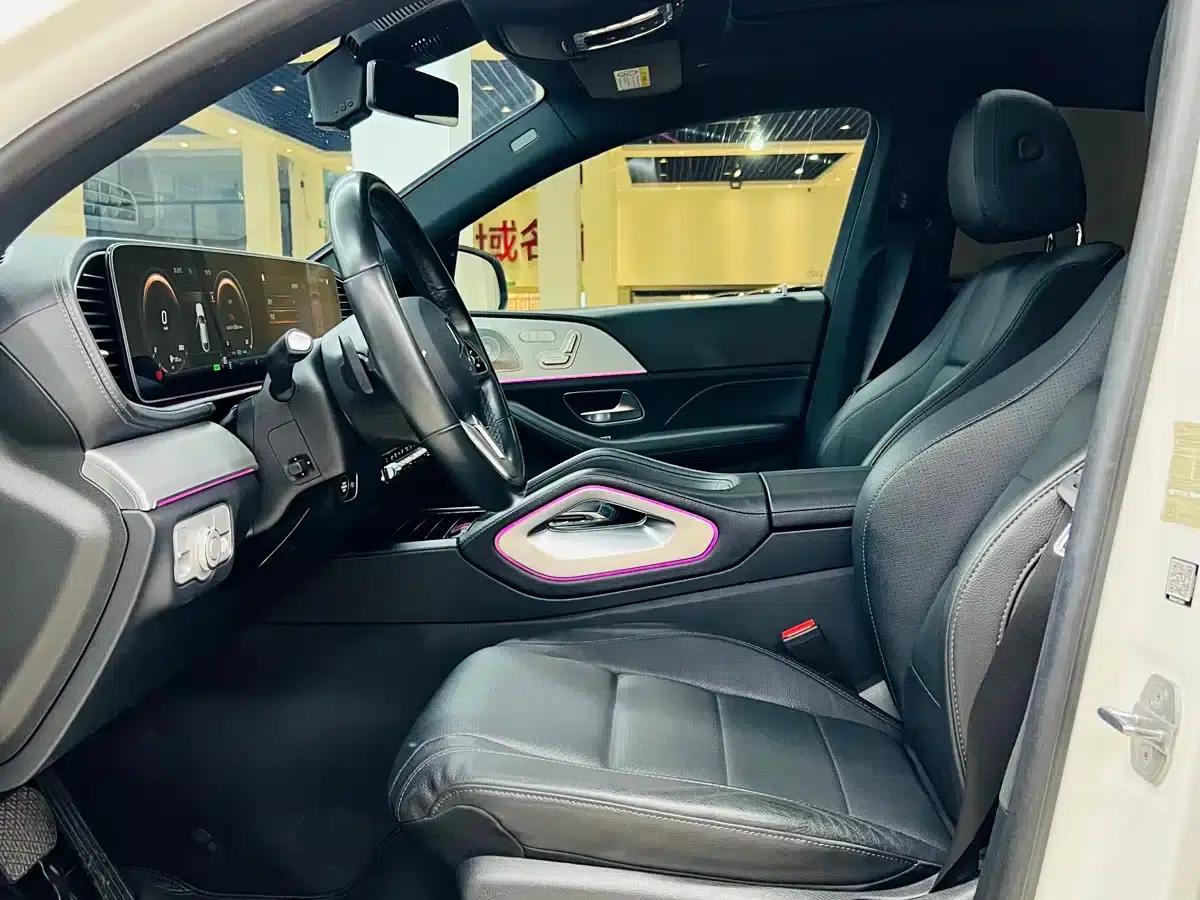 2020 Mercedes-Benz GLE Coupe, GLE 450 4MATIC Coupe SUV, Fashion Model — миниатюра 4