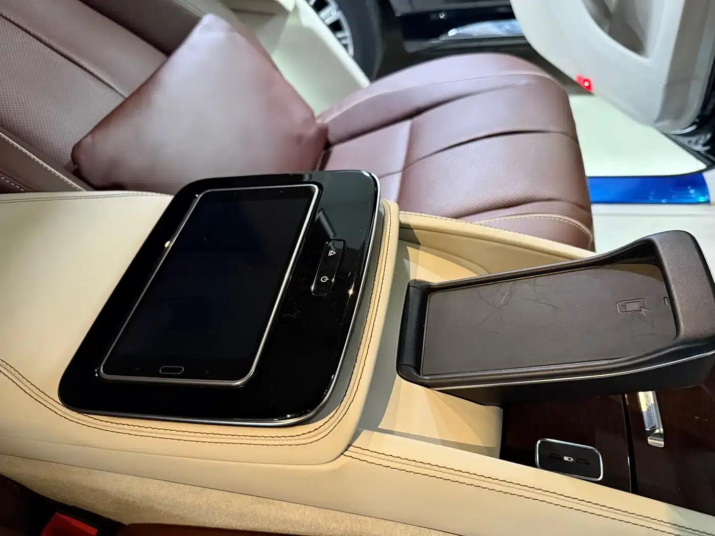 2021 Maybach GLS 600 4MATIC Elegant Edition — миниатюра 21