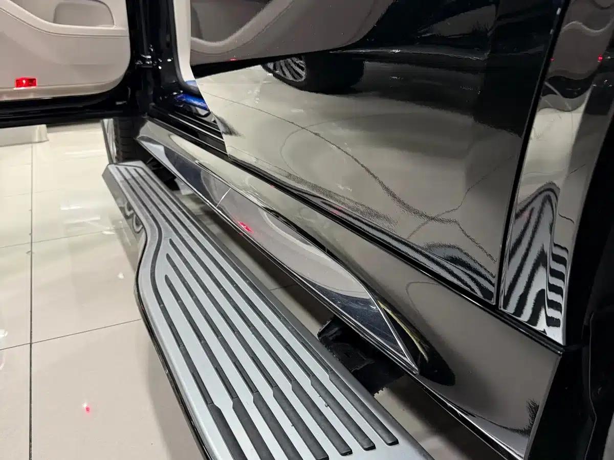 2021 Maybach GLS 600 4MATIC Elegant Edition — миниатюра 23