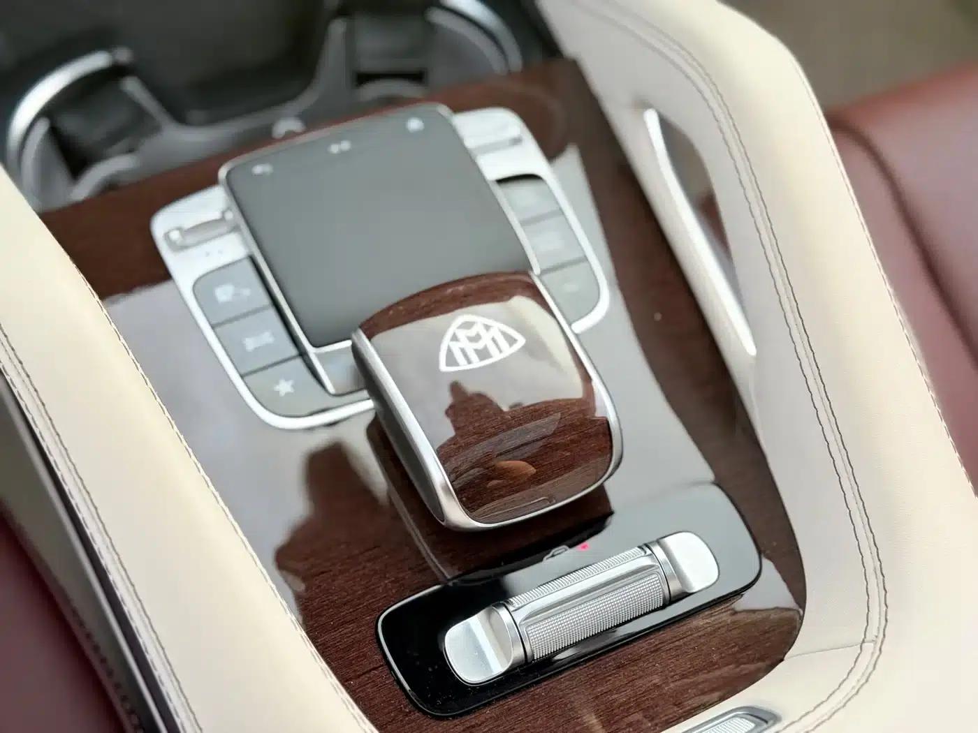 2022 Maybach GLS 600 4MATIC Elegant Edition — миниатюра 16