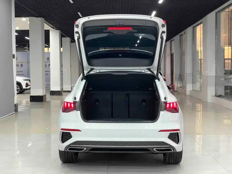 Audi A3 2022 Sportback 35 TFSI Fashion Sport — миниатюра 20
