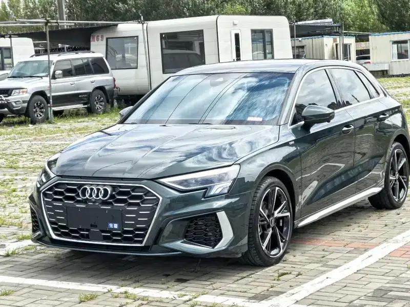 Audi A3 2023 Facelift Sportback 35 TFSI Fashion Sporty Model — миниатюра 1