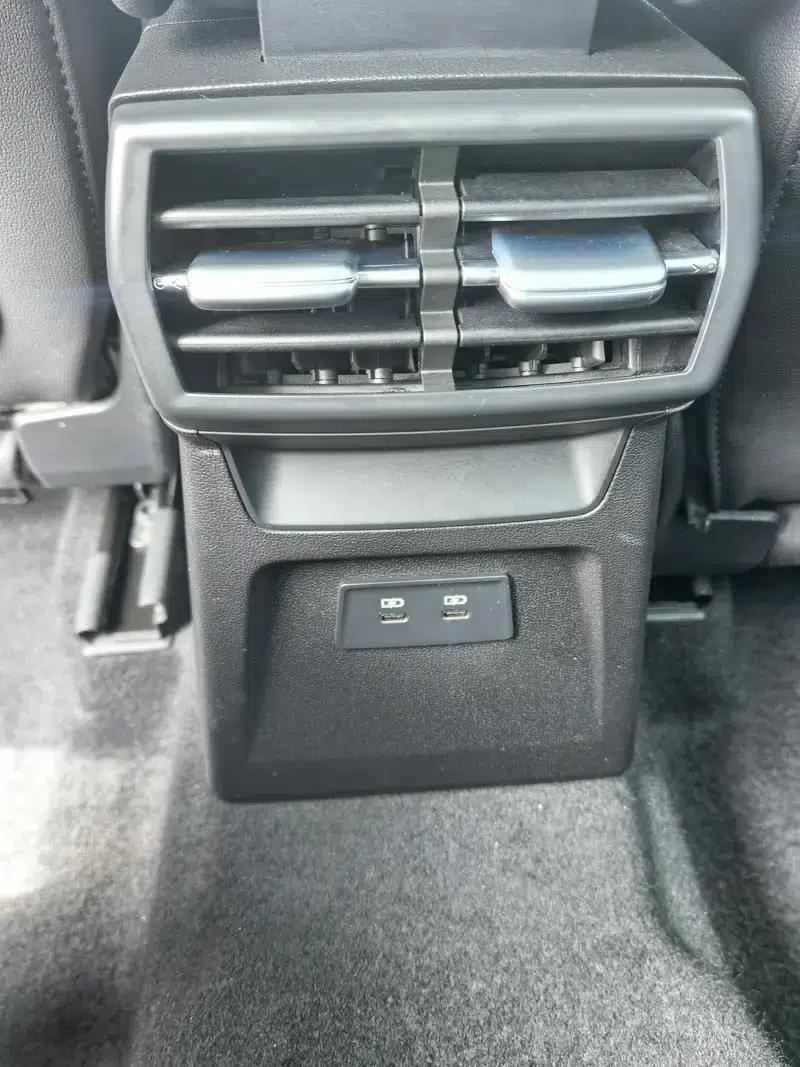 Audi A3 2023 Facelift Sportback 35 TFSI Fashion Sporty Model — миниатюра 9
