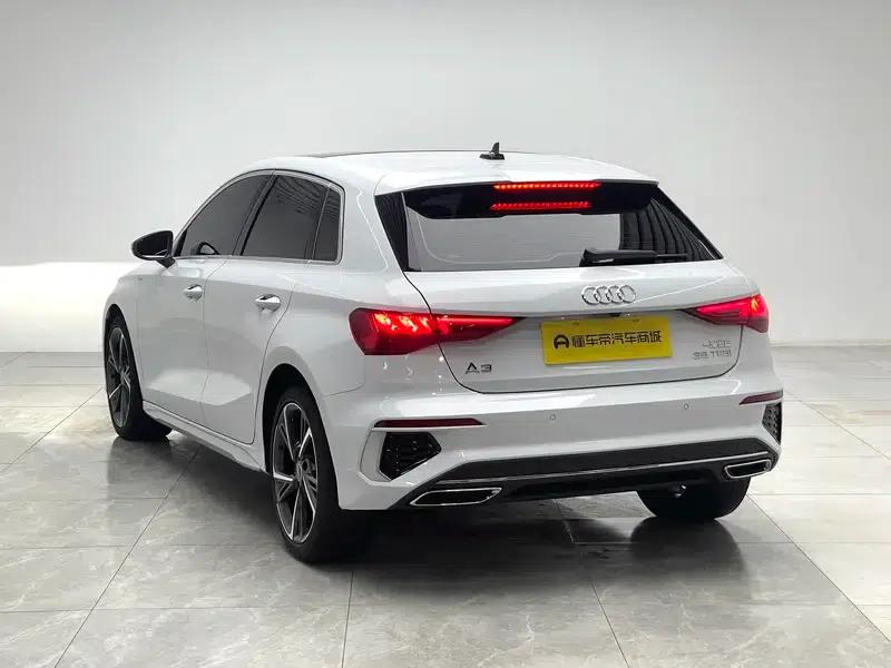 Audi A3 2022 Sportback 35 TFSI Fashion Sport — миниатюра 5