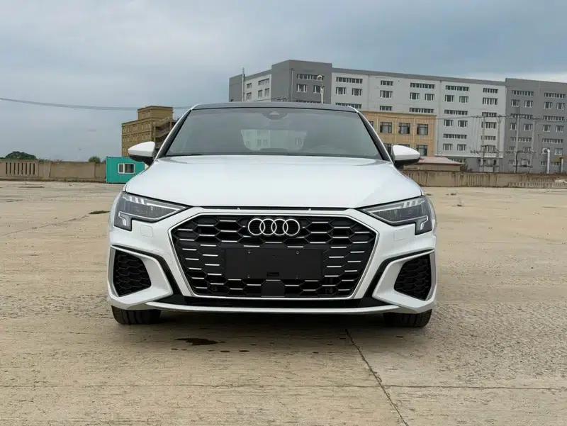 2023 Audi A3 A3L Limousine 35 TFSI Fashion Sport — миниатюра 2