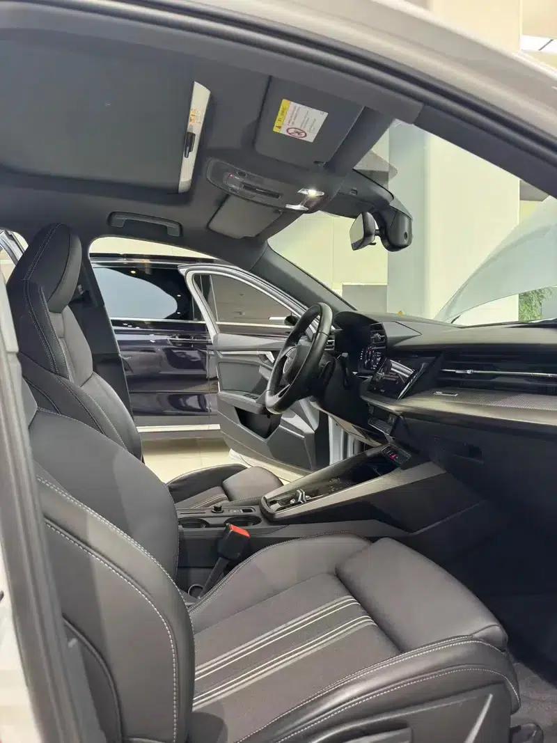 Audi A3 2022 Sportback 35 TFSI Fashion Sport — миниатюра 11