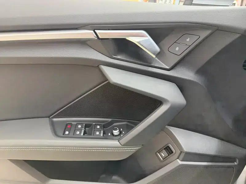 Audi A3 2023 Facelift Sportback 35 TFSI Fashion Sporty Model — миниатюра 20