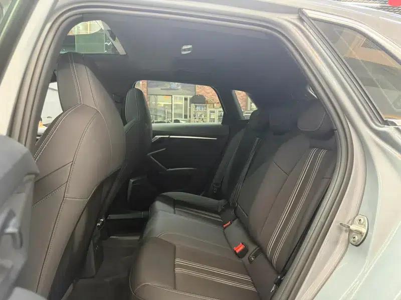 Audi A3 2023 Facelift Sportback 35 TFSI Fashion Sporty Model — миниатюра 22