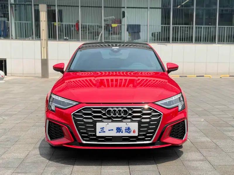 Audi A3 2023 Facelift Sportback 35 TFSI Fashion Sporty Model — миниатюра 2