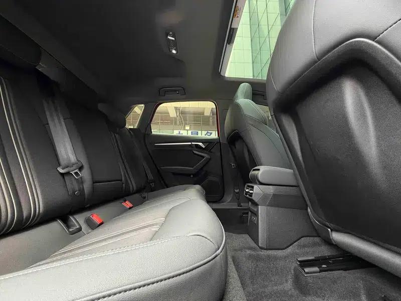 Audi A3 2023 Facelift Sportback 35 TFSI Fashion Sporty Model — миниатюра 16
