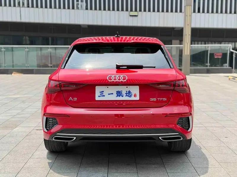 Audi A3 2023 Facelift Sportback 35 TFSI Fashion Sporty Model — миниатюра 5