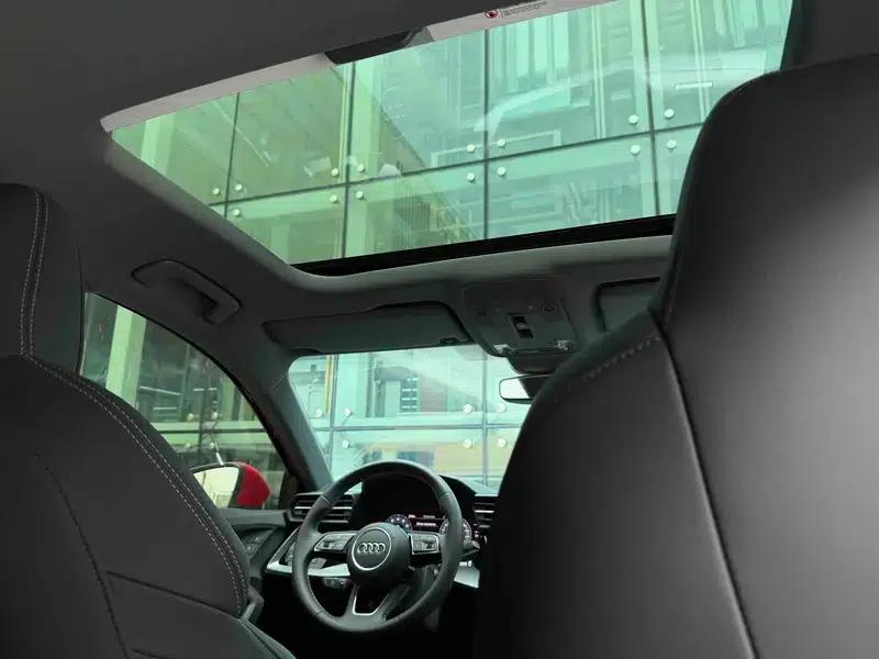 Audi A3 2023 Facelift Sportback 35 TFSI Fashion Sporty Model — миниатюра 9