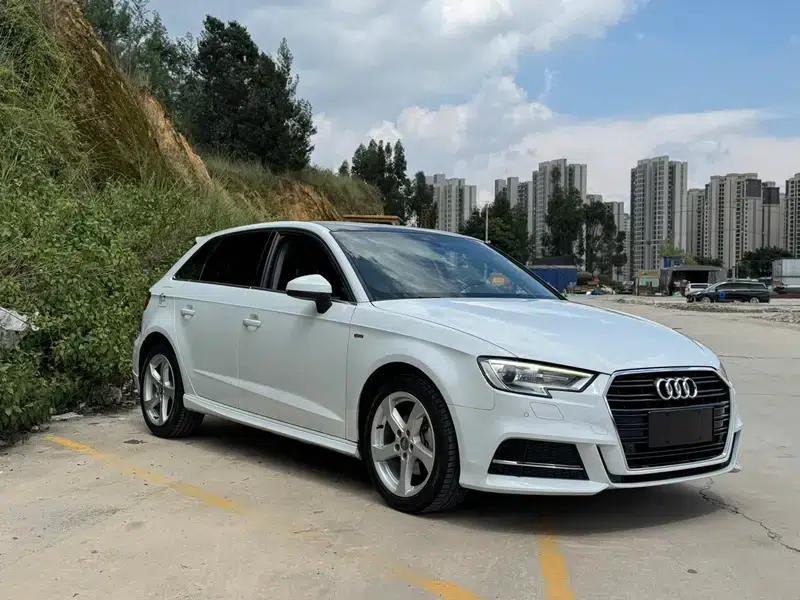 Audi A3 2018 30th Anniversary Edition Sportback 35 TFSI Fashion Model — миниатюра 3