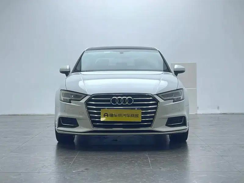 Audi A3 2018 30th Anniversary Edition Limousine 35 TFSI Fashion Model — миниатюра 2