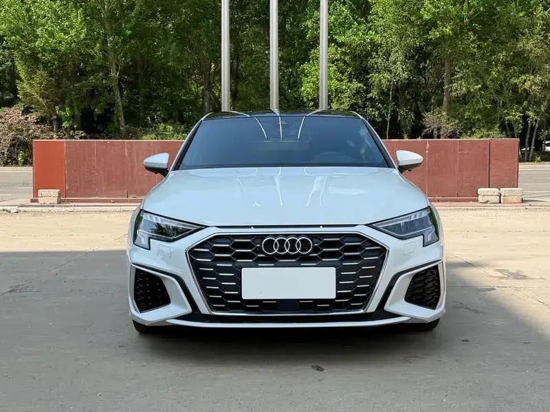 2022 Audi A3 A3L Limousine 35 TFSI Fashion Sport — миниатюра 2