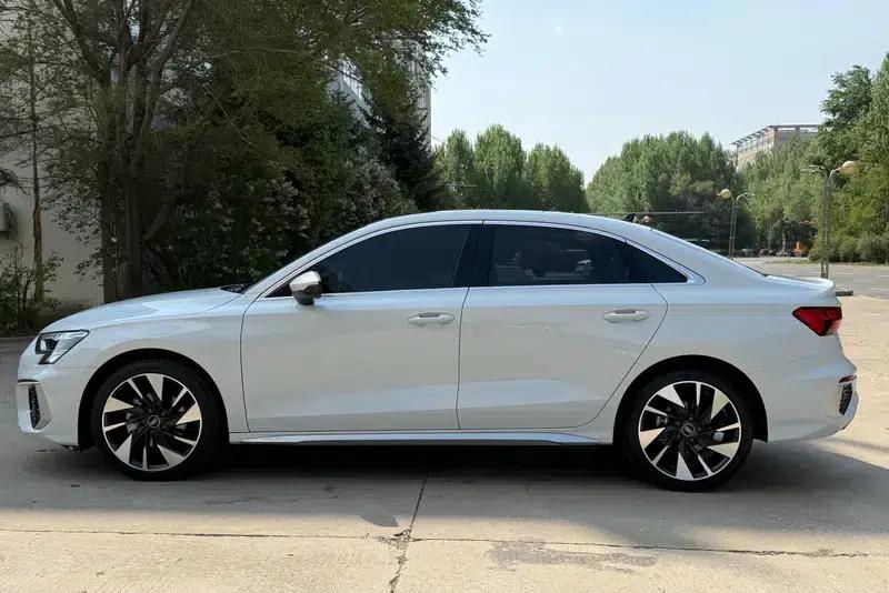 2022 Audi A3 A3L Limousine 35 TFSI Fashion Sport — миниатюра 4