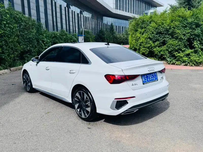 2023 Audi A3 A3L Limousine 35 TFSI Fashion Sport — миниатюра 4