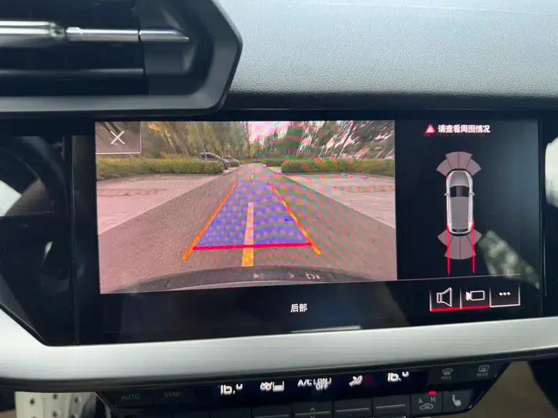 Audi A3 2022 Sportback 35 TFSI Luxury Sport — миниатюра 25