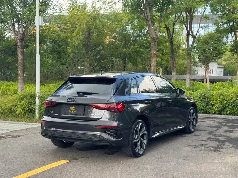 Audi A3 2022 Sportback 35 TFSI Luxury Sport — миниатюра 6