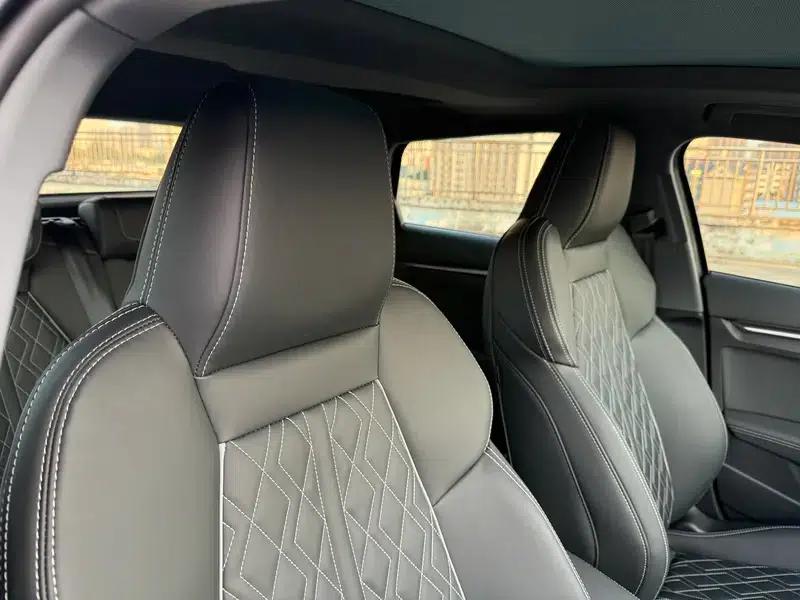 Audi A3 2025 Sportback 35 TFSI Flying Spur Luxury Edition — миниатюра 15