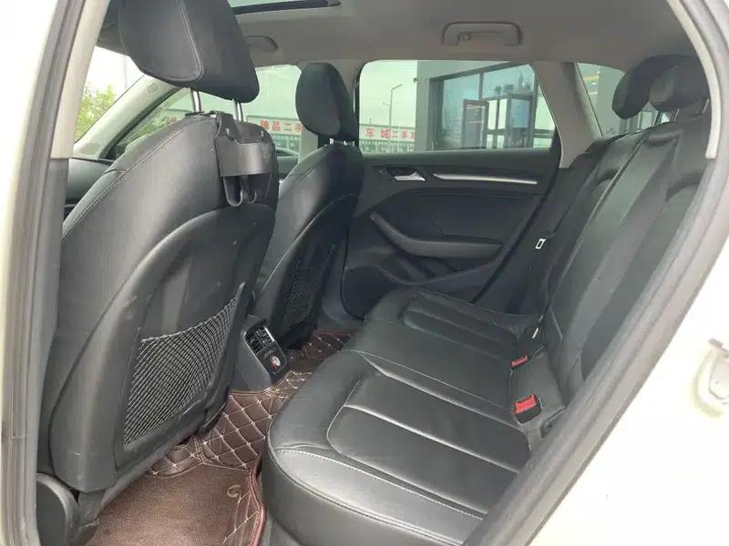 Audi A3 2014 Sportback 35 TFSI Automatic Comfort — миниатюра 14