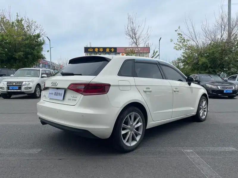 Audi A3 2014 Sportback 35 TFSI Automatic Comfort — миниатюра 6