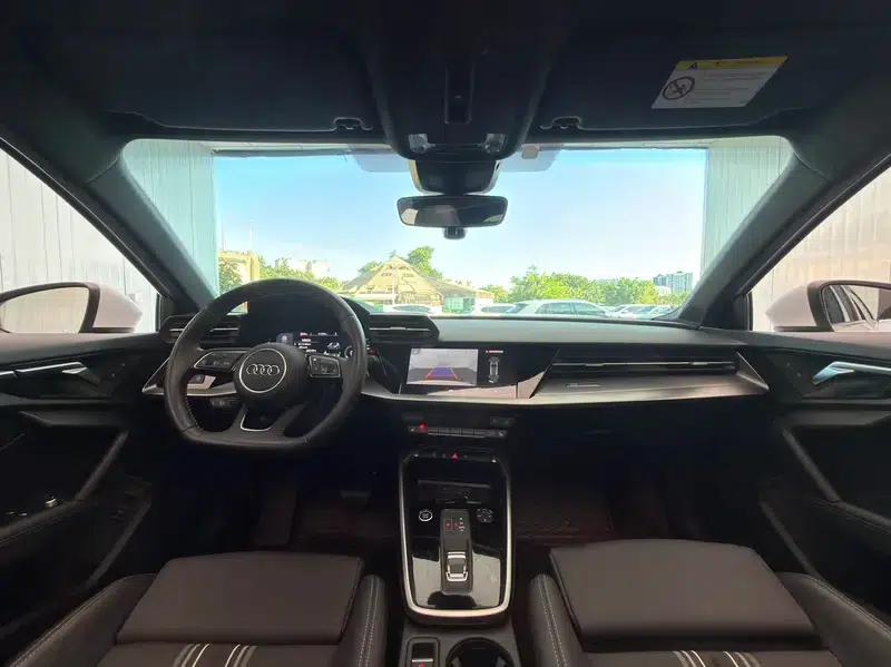 Audi A3 2022 Sportback 35 TFSI Fashion Sport — миниатюра 17